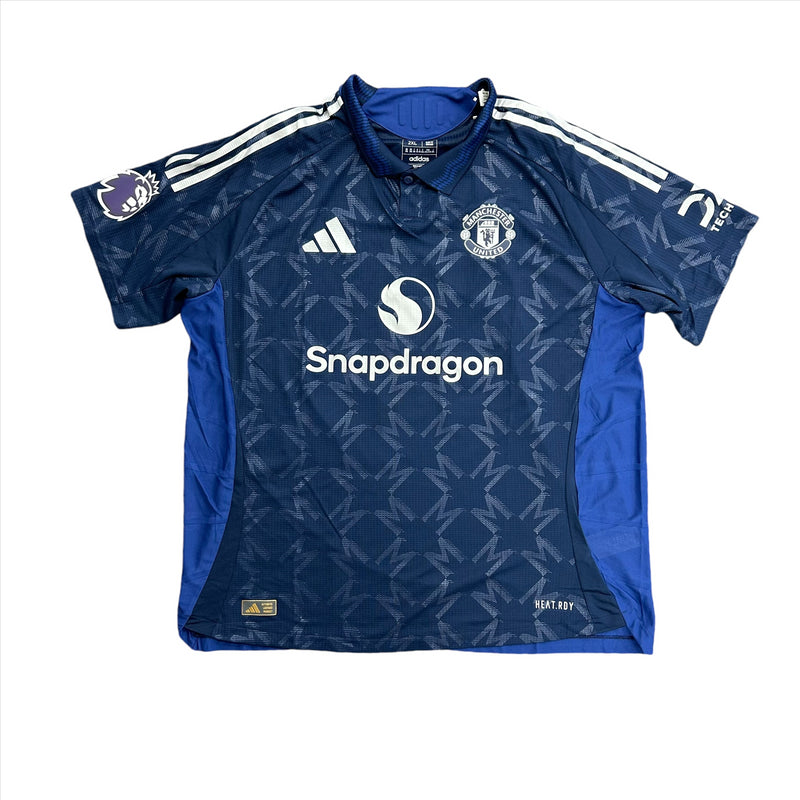 Manchester United Football Shirt Men's adidas Away Pro - Casemiro